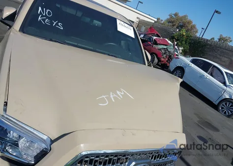 2017 Toyota Tacoma Dbl Cab/Sr/Trdspt/Or/Pro from USA, damaged, VIN 3TMCZ5AN4HM055411